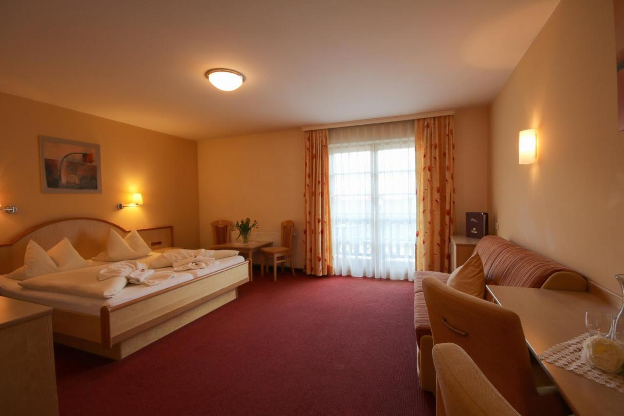 Hotel Gasthof Neuner Imst Exterior photo